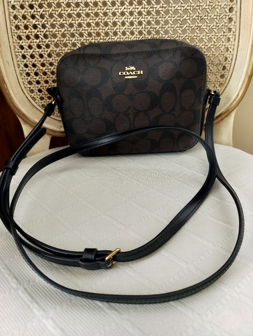 Coach Signature Small Crossbody Bag in Brown/Black Mini Camarera